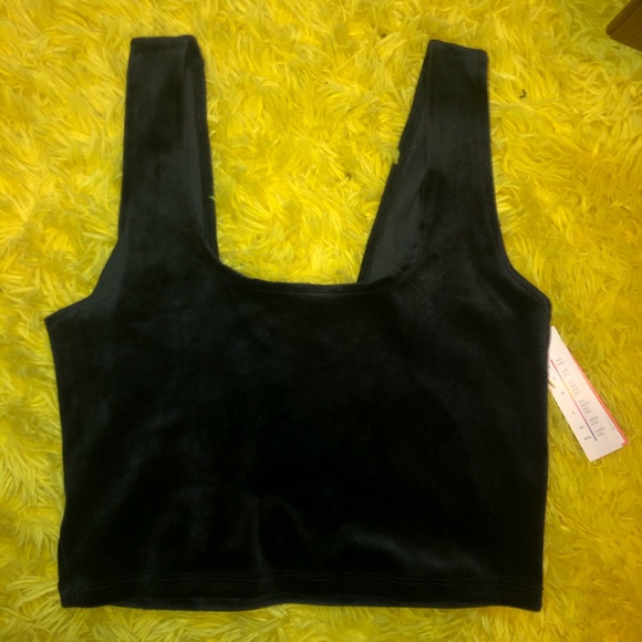 SOLD ON MER-CARI - Picture 4 of 5